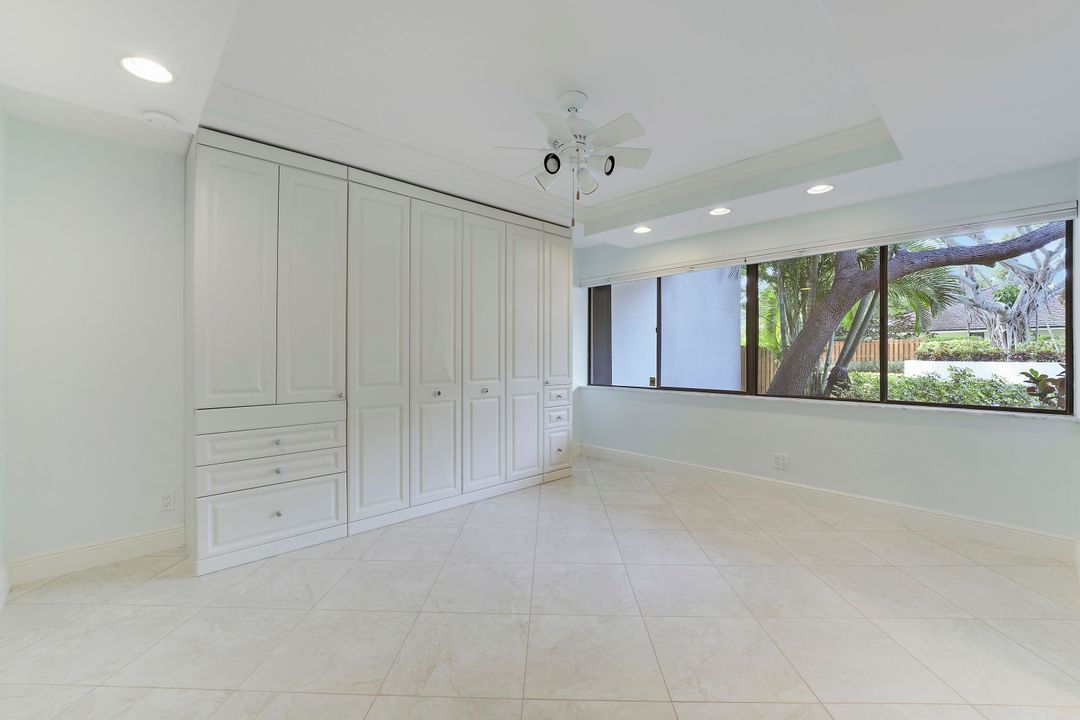 For Sale: $1,275,000 (3 beds, 3 baths, 2197 Square Feet)