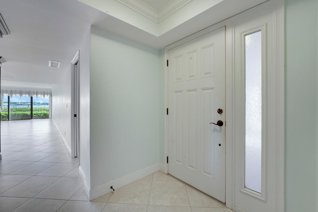 For Sale: $1,275,000 (3 beds, 3 baths, 2197 Square Feet)