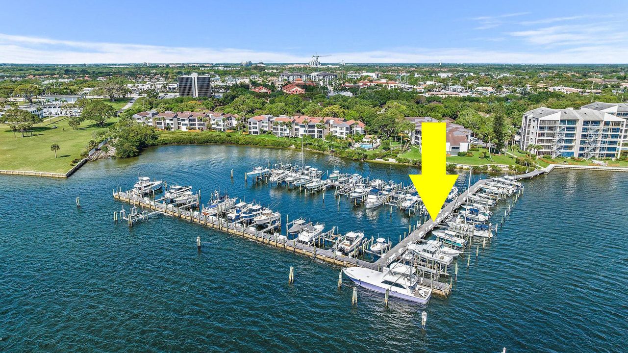 For Sale: $1,275,000 (3 beds, 3 baths, 2197 Square Feet)