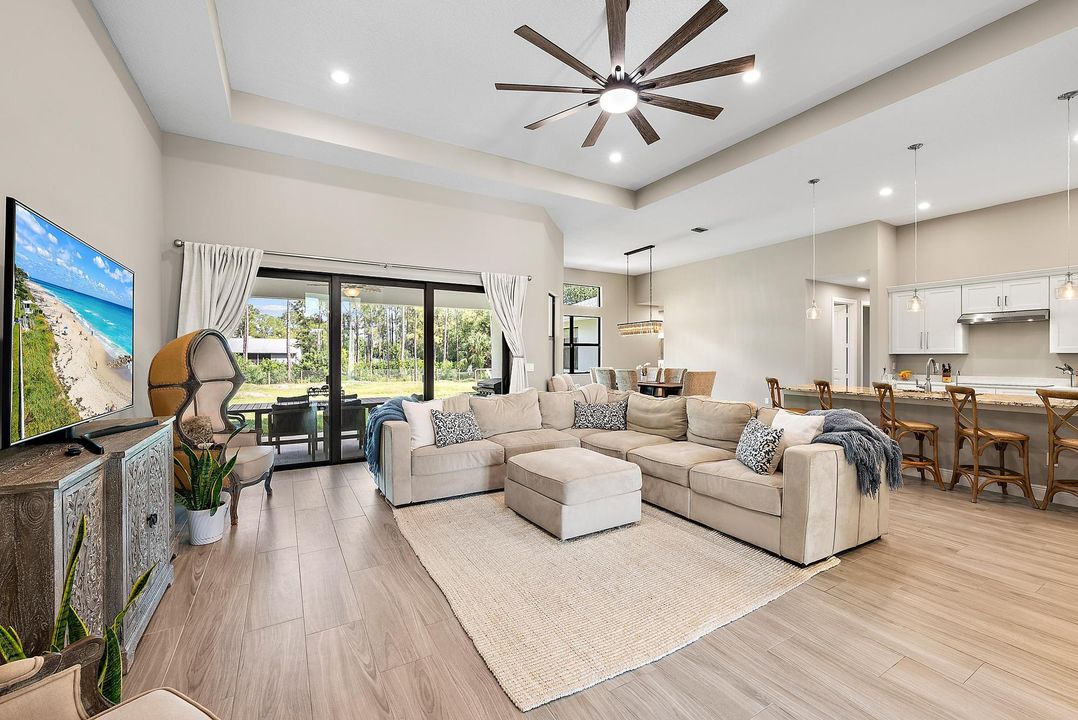 Active With Contract: $1,850,000 (5 beds, 5 baths, 4250 Square Feet)