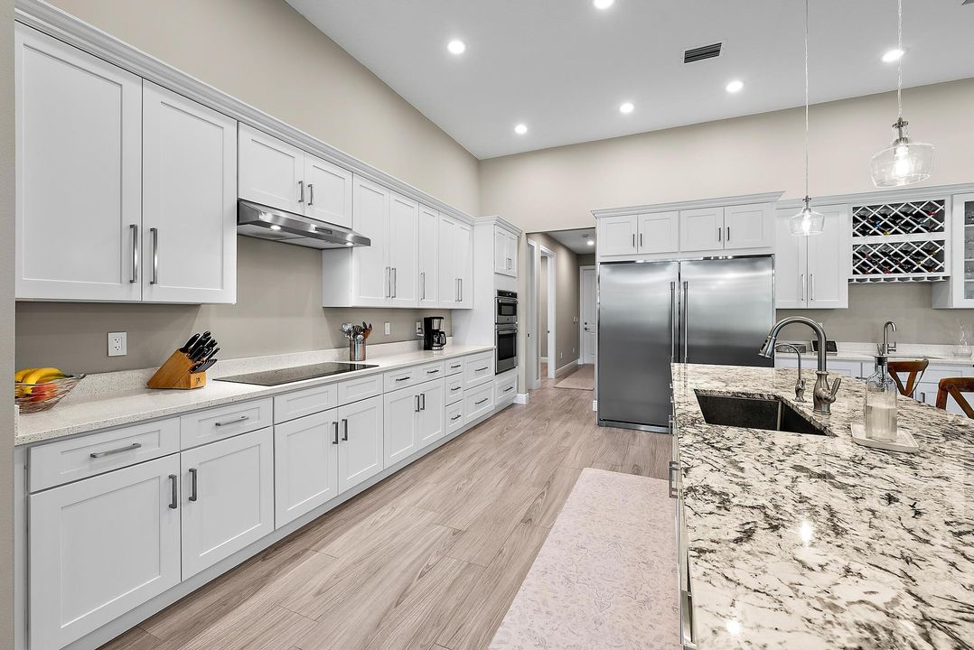 Active With Contract: $1,850,000 (5 beds, 5 baths, 4250 Square Feet)