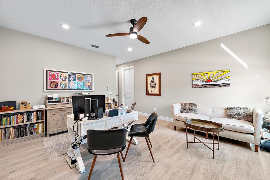 Active With Contract: $1,850,000 (5 beds, 5 baths, 4250 Square Feet)