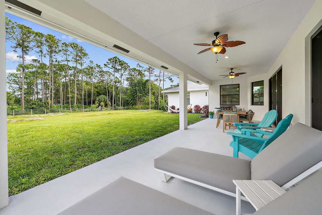 Active With Contract: $1,850,000 (5 beds, 5 baths, 4250 Square Feet)