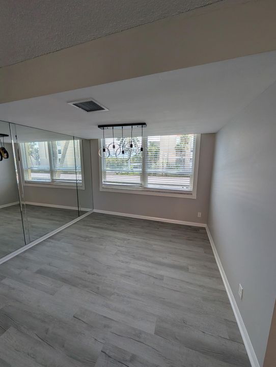 В аренду: $2,750 (2 спален, 2 ванн, 1211 Квадратных фут)