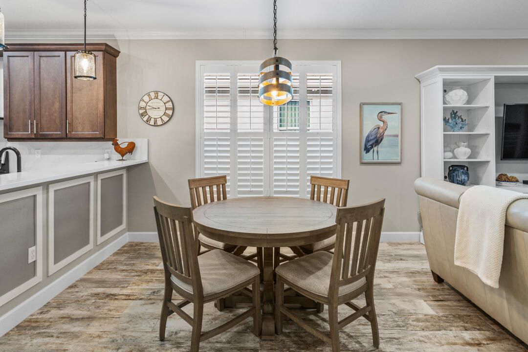 Active With Contract: $495,900 (2 beds, 2 baths, 1842 Square Feet)