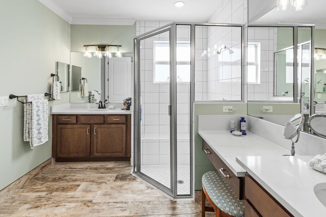 Active With Contract: $495,900 (2 beds, 2 baths, 1842 Square Feet)