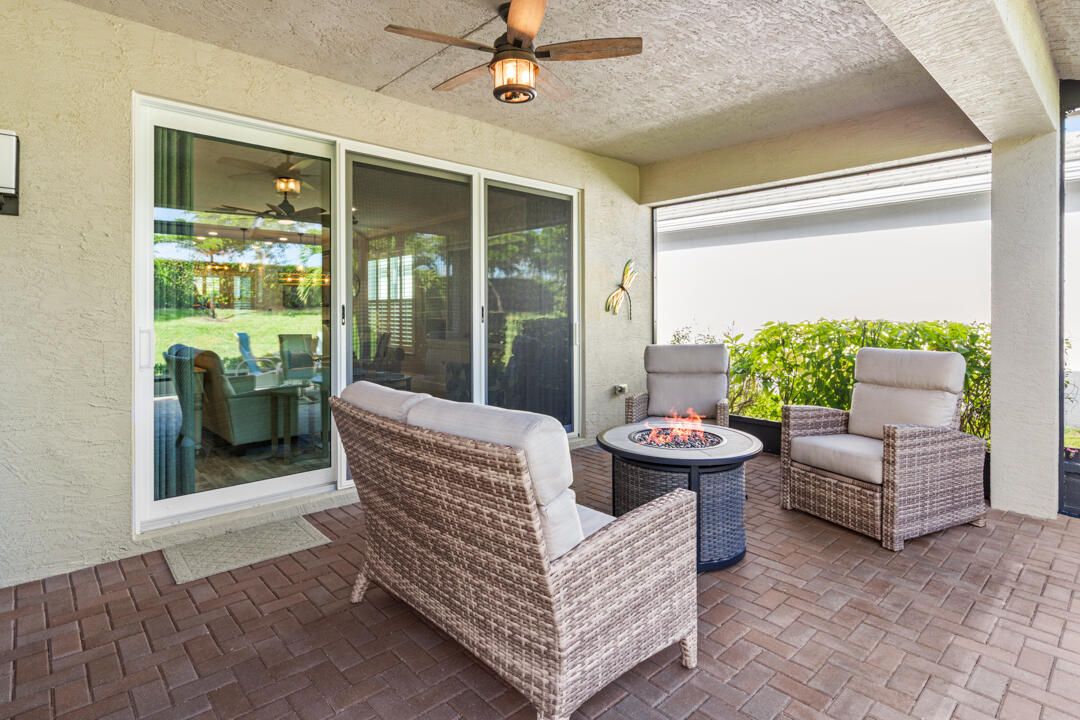 Active With Contract: $495,900 (2 beds, 2 baths, 1842 Square Feet)