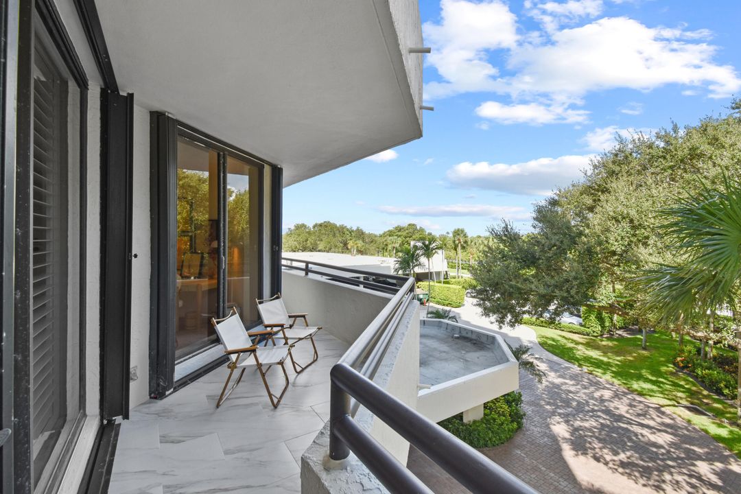 Active With Contract: $7,500 (2 beds, 2 baths, 1763 Square Feet)