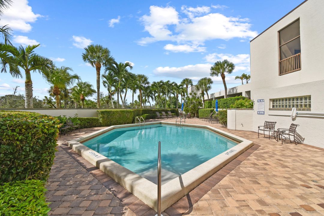 Active With Contract: $7,500 (2 beds, 2 baths, 1763 Square Feet)