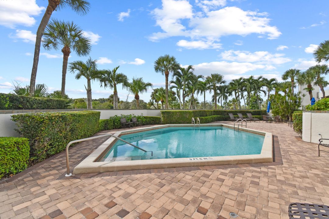 Active With Contract: $7,500 (2 beds, 2 baths, 1763 Square Feet)