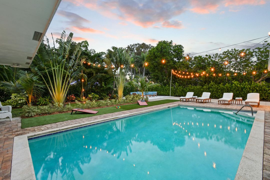 На продажу: $899,000 (4 спален, 3 ванн, 2316 Квадратных фут)