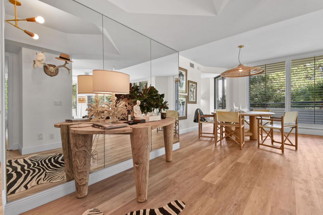 For Sale: $799,000 (2 beds, 2 baths, 1763 Square Feet)