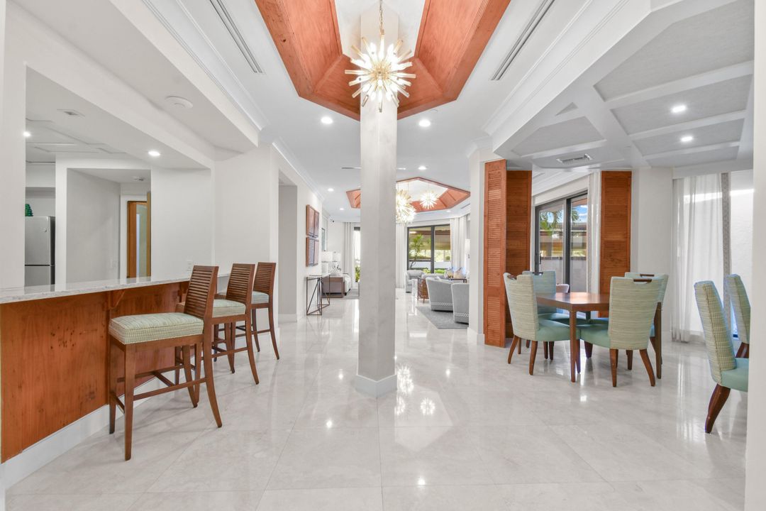 For Sale: $799,000 (2 beds, 2 baths, 1763 Square Feet)