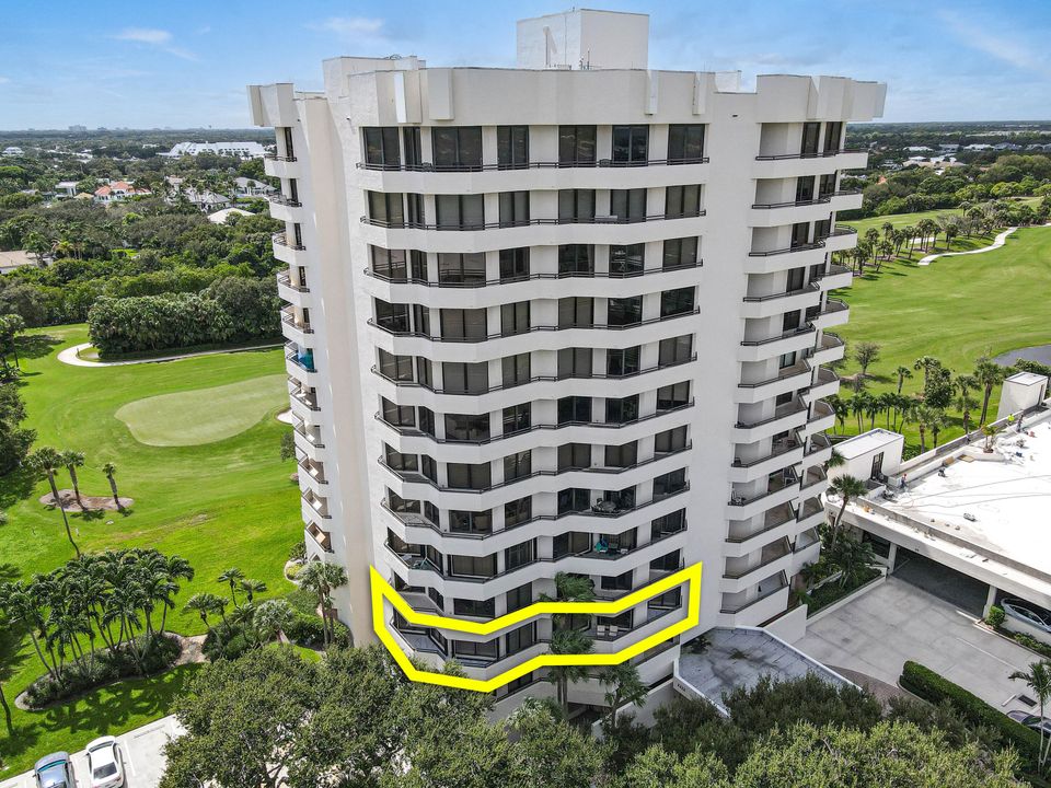 For Sale: $799,000 (2 beds, 2 baths, 1763 Square Feet)