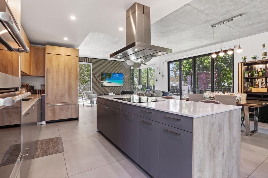 待售: $1,325,000 (3 贝兹, 3 浴室, 2239 平方英尺)