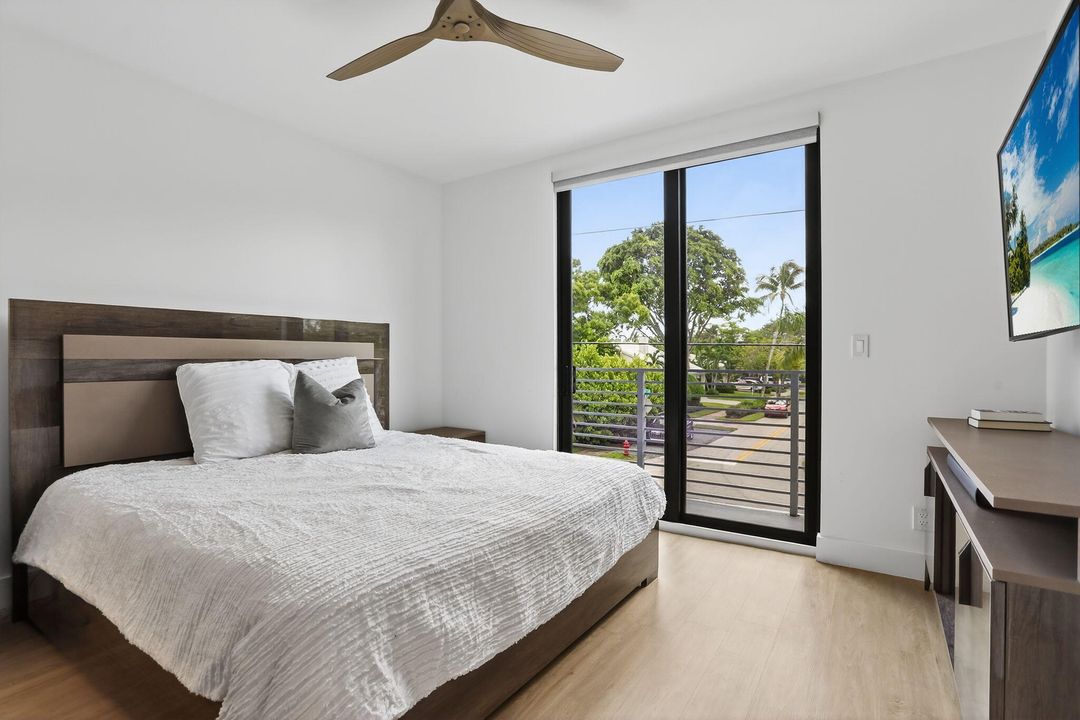 待售: $1,325,000 (3 贝兹, 3 浴室, 2239 平方英尺)