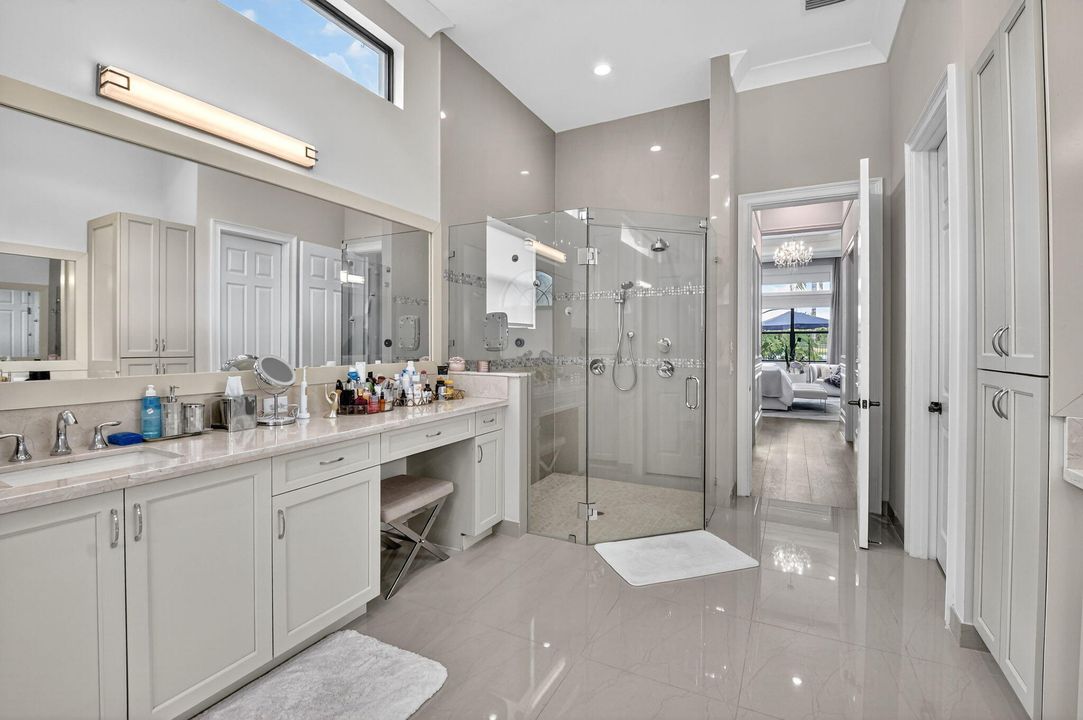 На продажу: $3,200,000 (5 спален, 6 ванн, 5529 Квадратных фут)