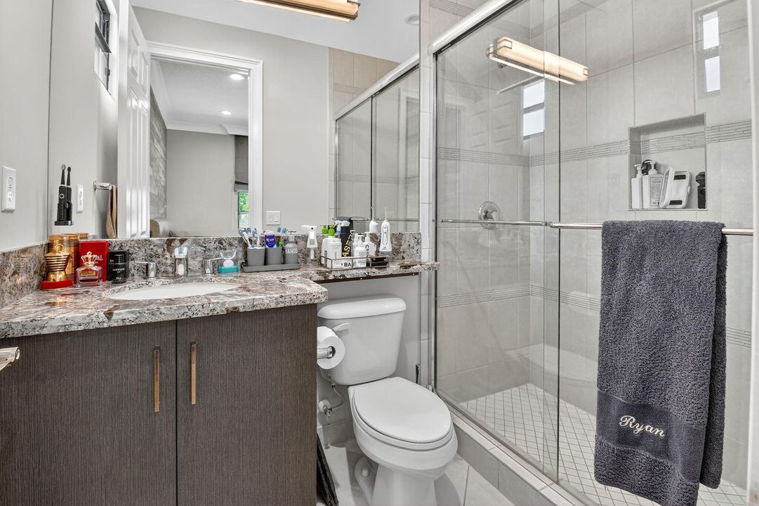 На продажу: $3,200,000 (5 спален, 6 ванн, 5529 Квадратных фут)