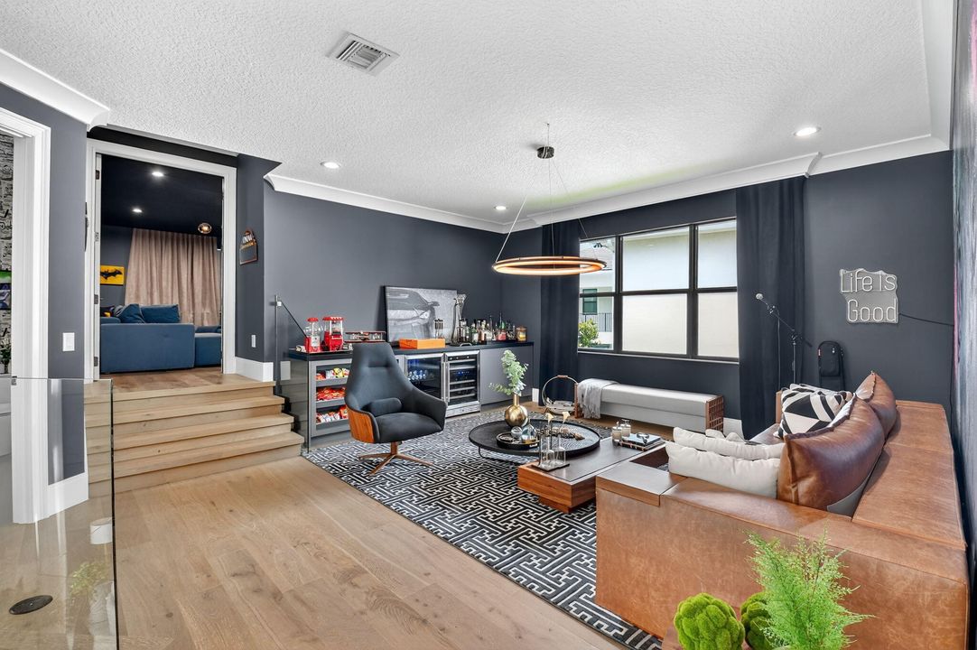 На продажу: $3,200,000 (5 спален, 6 ванн, 5529 Квадратных фут)