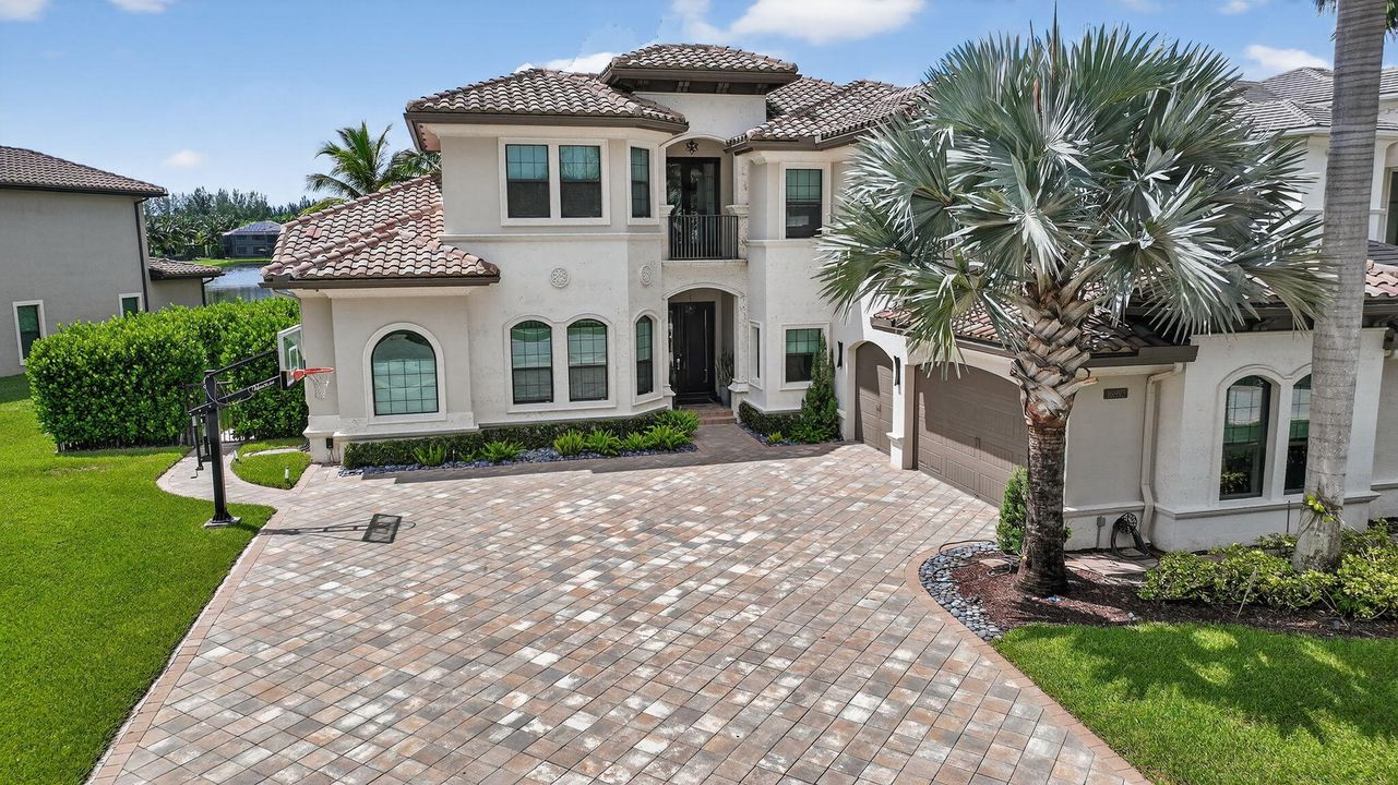 На продажу: $3,200,000 (5 спален, 6 ванн, 5529 Квадратных фут)