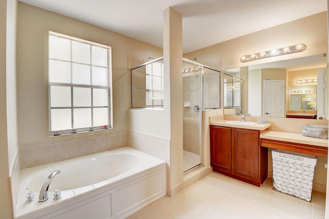 For Sale: $755,000 (3 beds, 2 baths, 2761 Square Feet)