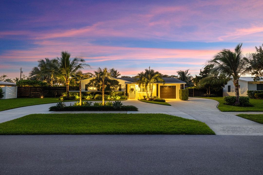 合同活跃: $1,195,000 (3 贝兹, 2 浴室, 1381 平方英尺)