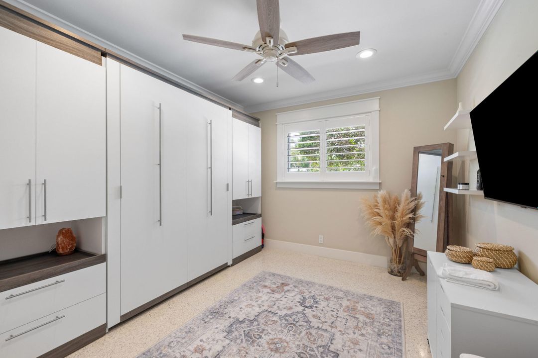 合同活跃: $1,195,000 (3 贝兹, 2 浴室, 1381 平方英尺)