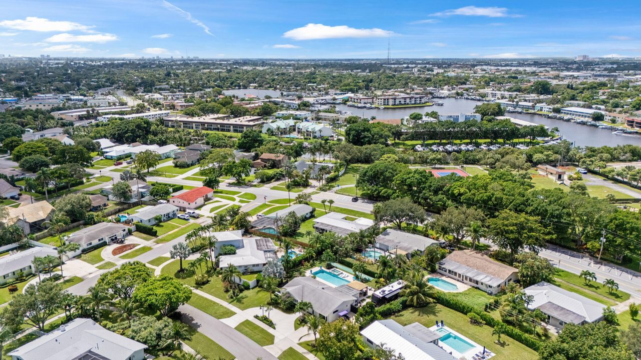 合同活跃: $1,195,000 (3 贝兹, 2 浴室, 1381 平方英尺)