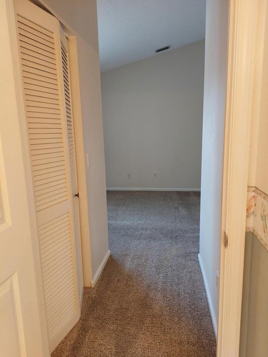 For Rent: $2,700 (3 beds, 2 baths, 1405 Square Feet)