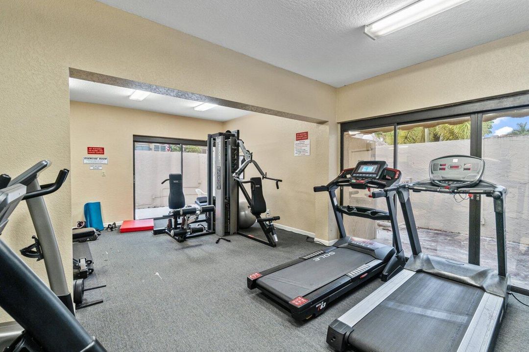 Active With Contract: $150,000 (1 beds, 1 baths, 630 Square Feet)