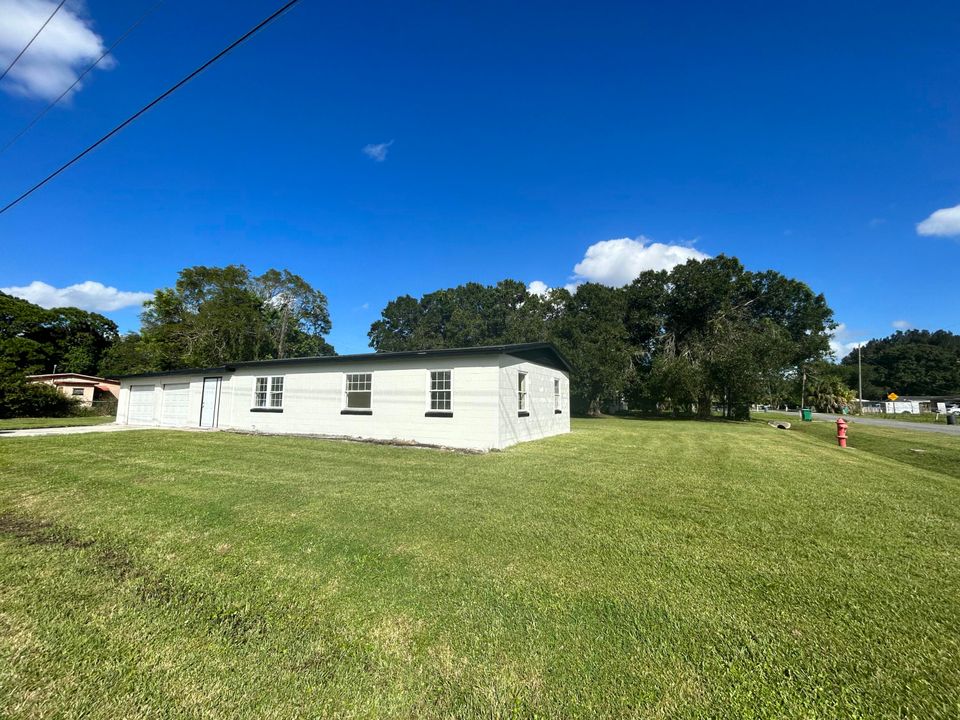 For Rent: $2,500 (3 beds, 2 baths, 1225 Square Feet)