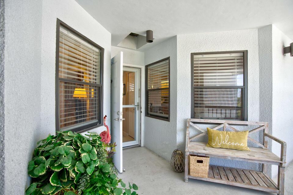 For Rent: $3,500 (3 beds, 2 baths, 1476 Square Feet)