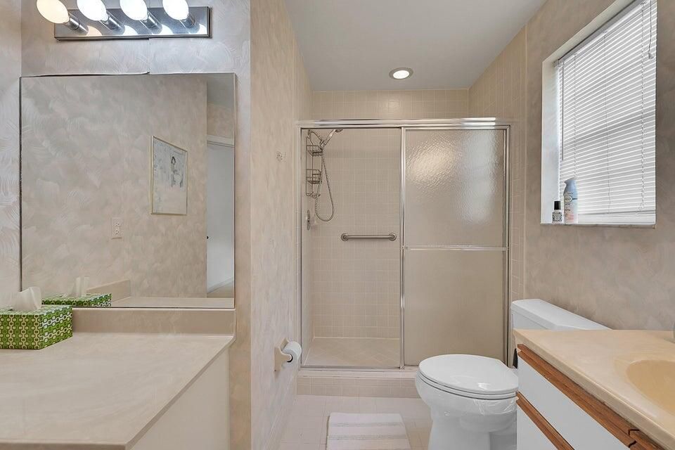 For Rent: $5,000 (2 beds, 2 baths, 1347 Square Feet)