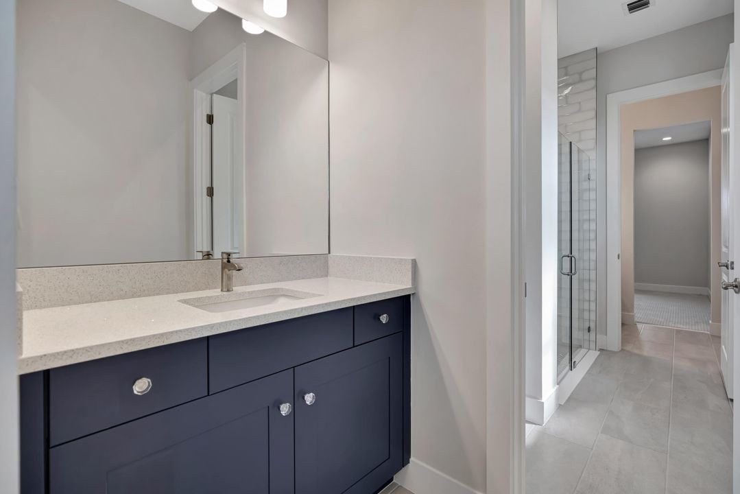 For Sale: $1,274,900 (3 beds, 2 baths, 2979 Square Feet)