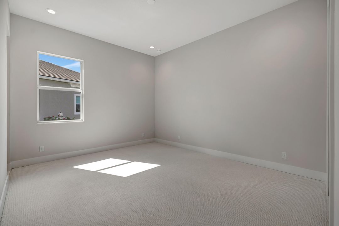 For Sale: $1,274,900 (3 beds, 2 baths, 2979 Square Feet)