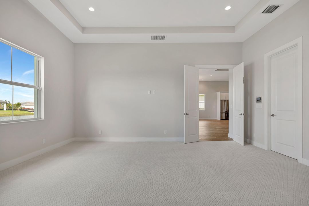 For Sale: $1,274,900 (3 beds, 2 baths, 2979 Square Feet)