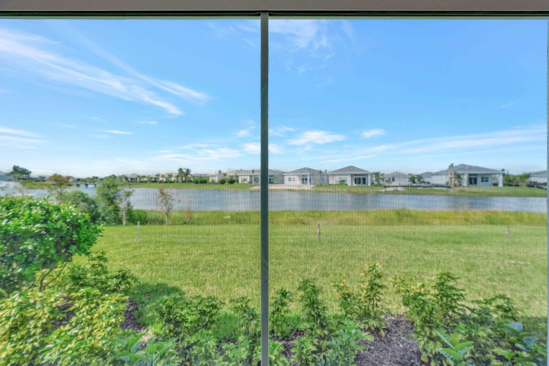 For Sale: $1,274,900 (3 beds, 2 baths, 2979 Square Feet)