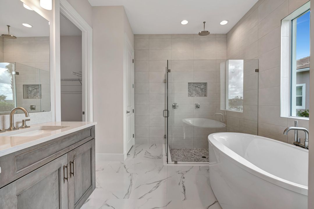 For Sale: $1,274,900 (3 beds, 2 baths, 2979 Square Feet)