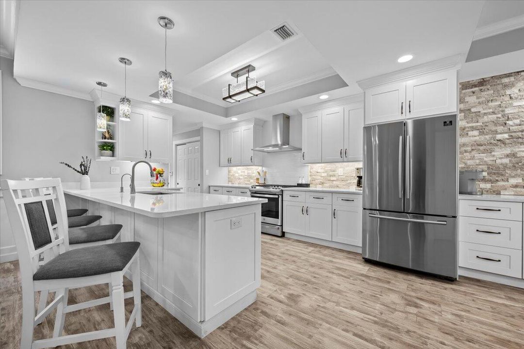 На продажу: $1,099,000 (3 спален, 2 ванн, 2694 Квадратных фут)