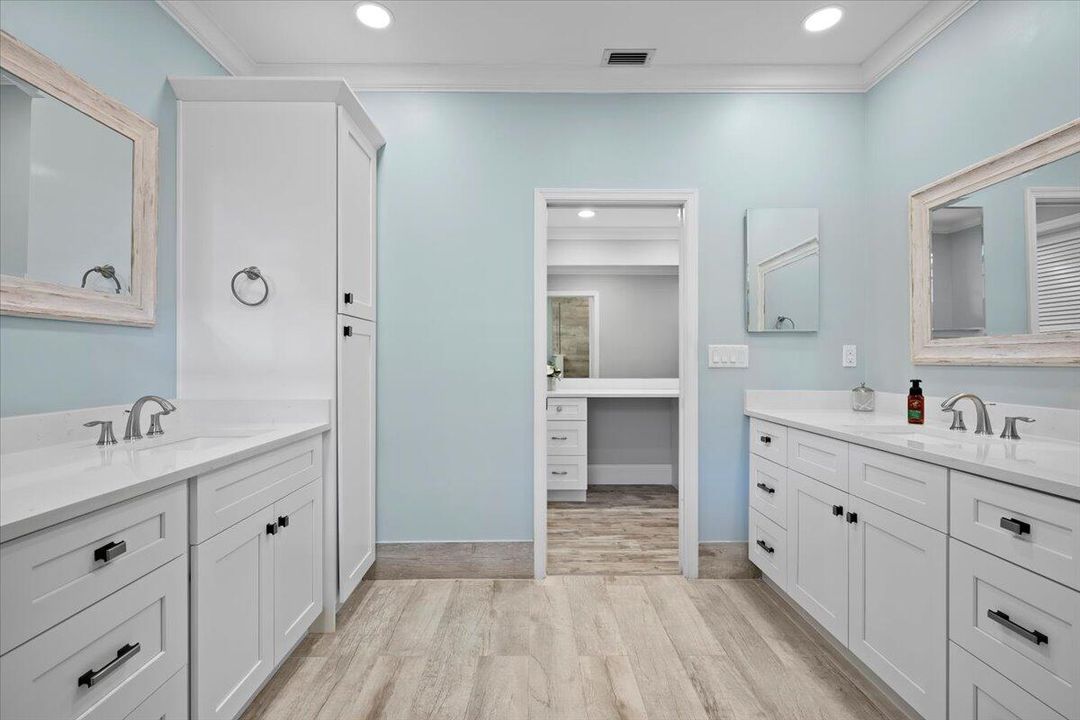 На продажу: $1,099,000 (3 спален, 2 ванн, 2694 Квадратных фут)