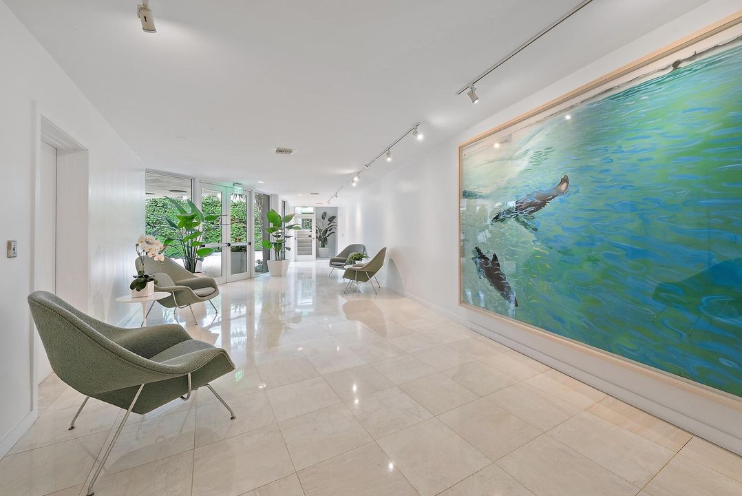 For Sale: $2,495,000 (2 beds, 2 baths, 1429 Square Feet)