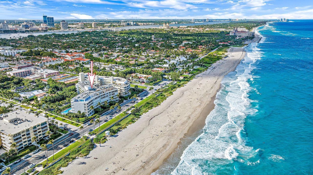 For Sale: $2,495,000 (2 beds, 2 baths, 1429 Square Feet)