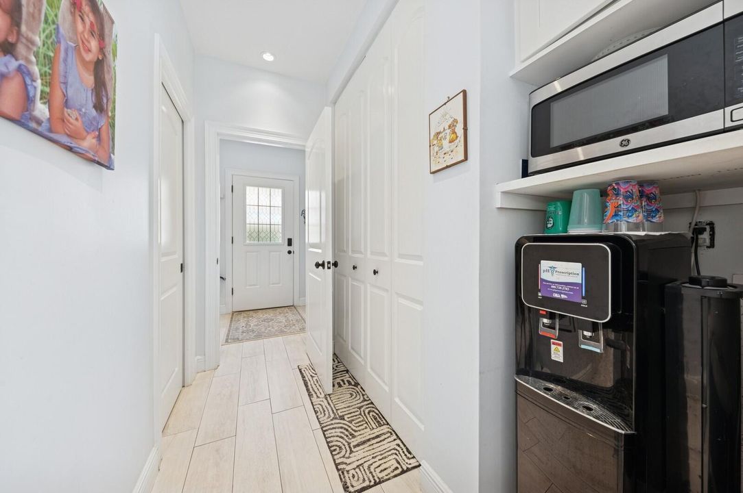 待售: $3,995,000 (6 贝兹, 4 浴室, 3114 平方英尺)