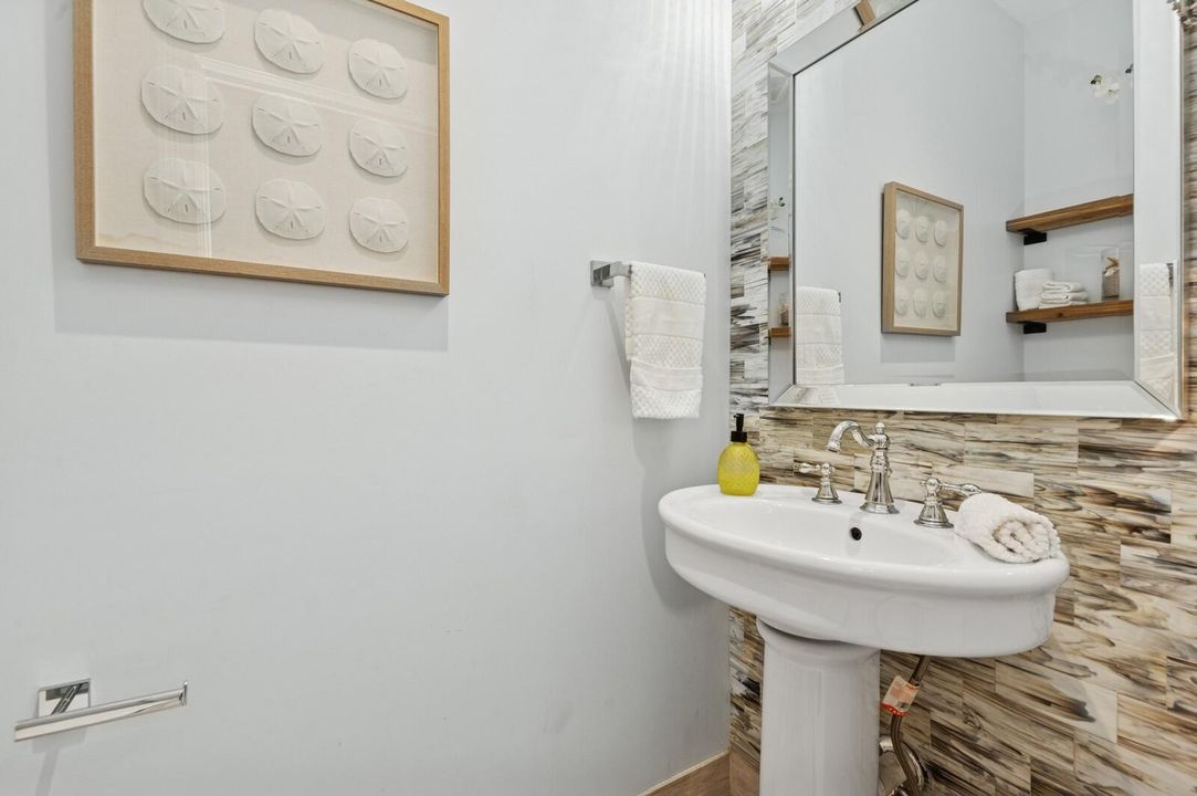 待售: $3,995,000 (6 贝兹, 4 浴室, 3114 平方英尺)