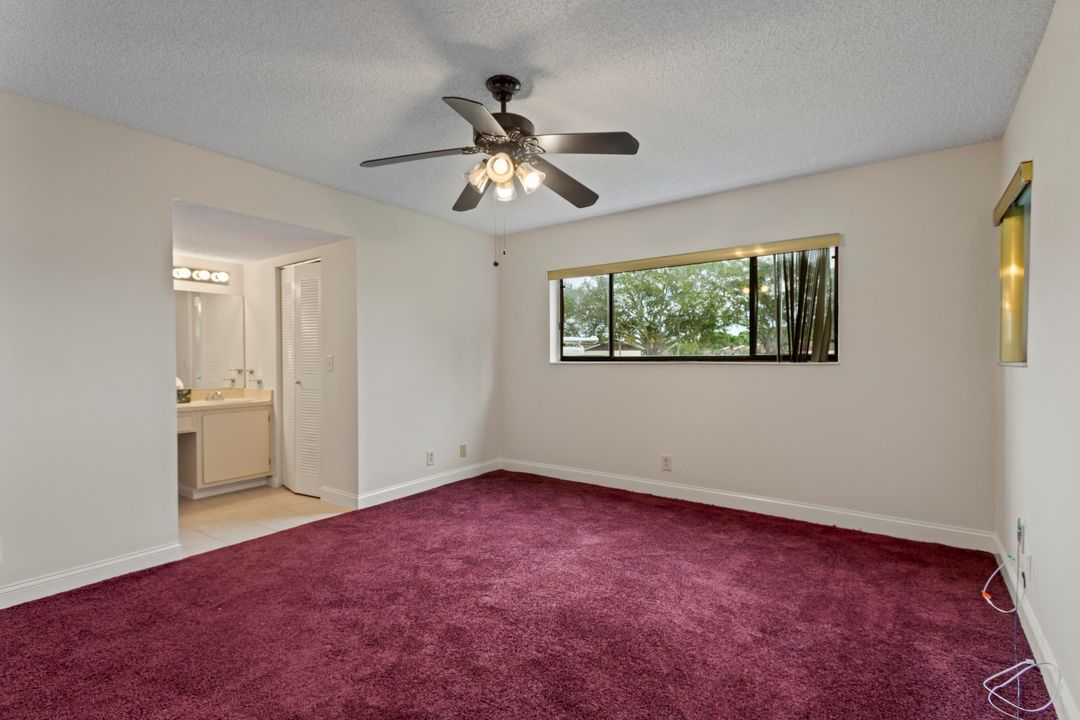 Active With Contract: $174,900 (2 beds, 2 baths, 1050 Square Feet)