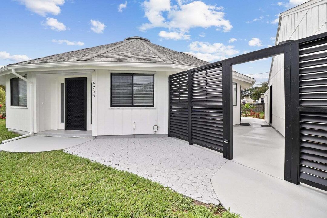 待售: $575,000 (4 贝兹, 4 浴室, 1969 平方英尺)