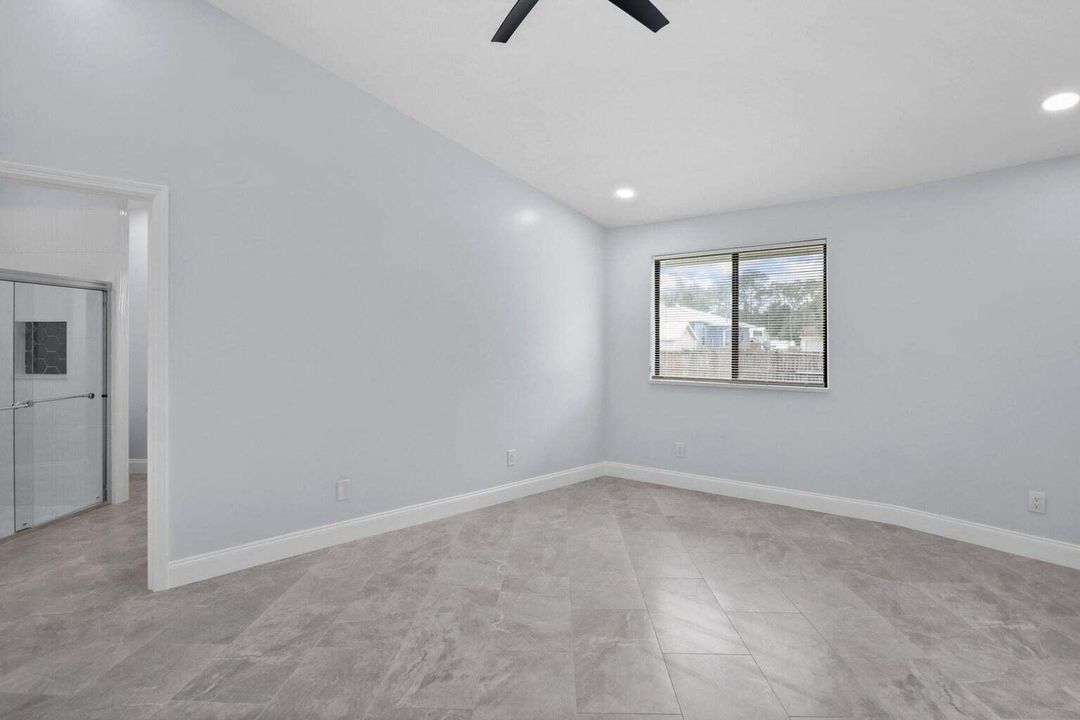 待售: $575,000 (4 贝兹, 4 浴室, 1969 平方英尺)