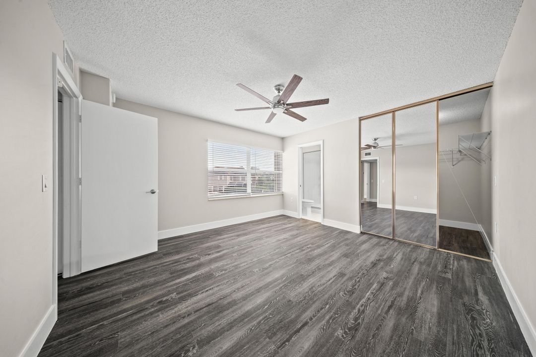 待售: $294,000 (2 贝兹, 2 浴室, 1374 平方英尺)