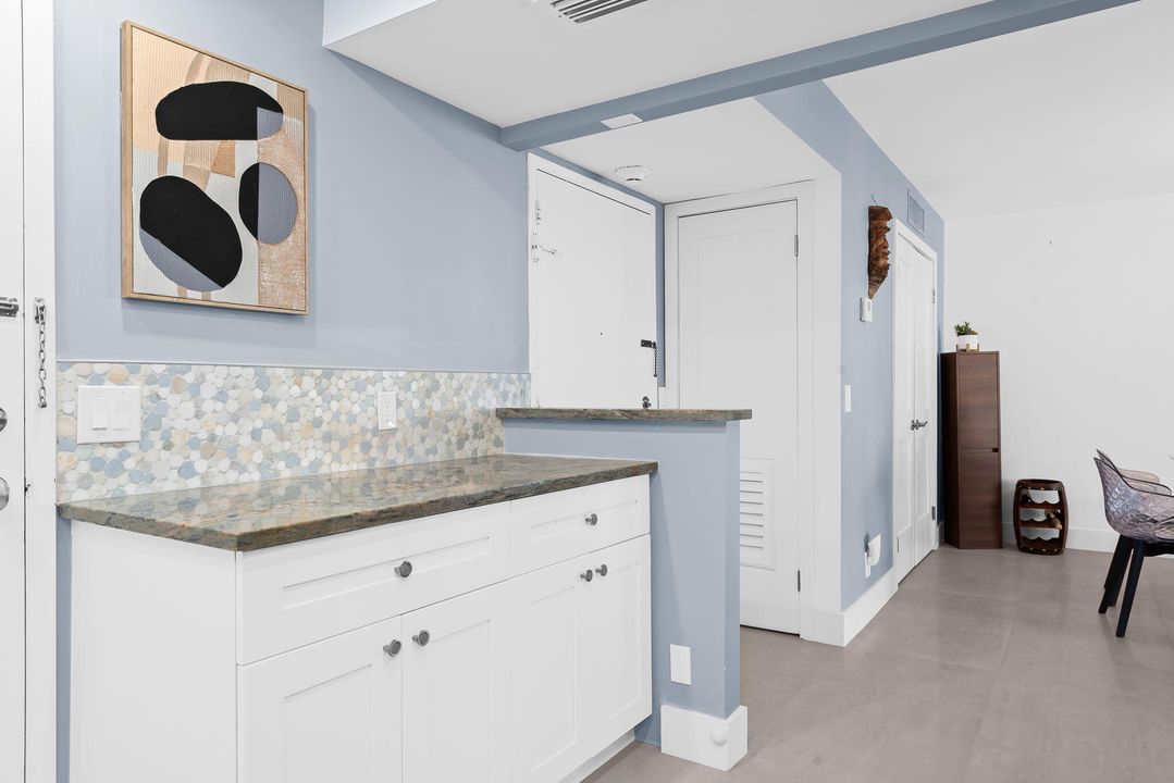 For Sale: $519,900 (2 beds, 2 baths, 1160 Square Feet)