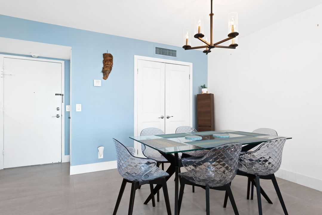 For Sale: $519,900 (2 beds, 2 baths, 1160 Square Feet)